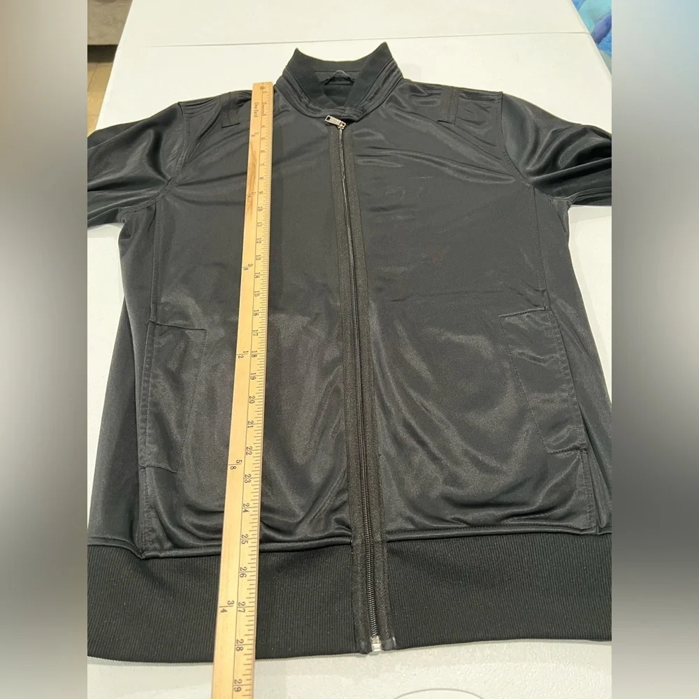 SEAN JOHN MEN'S ZIP SWEATSHIRT WITH SNAP AND ENVELOPE NECK BLACK M